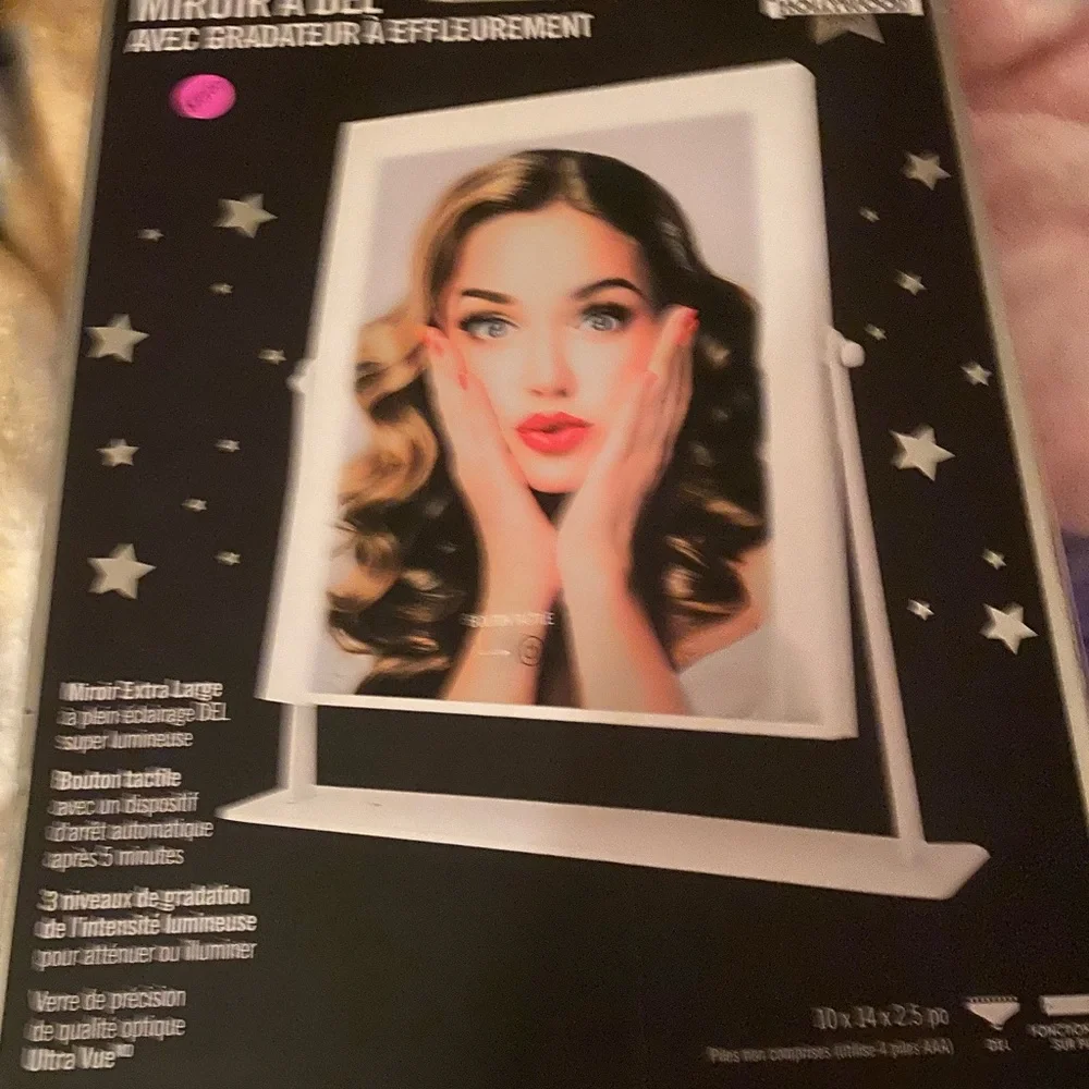 New Makeup L.E.D. Mirror